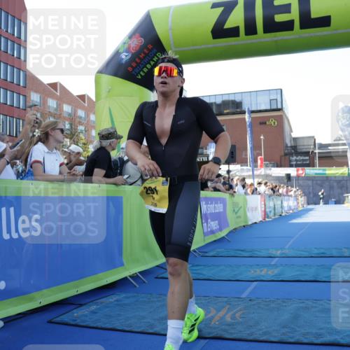 09.08.2026 - GEWOBA Citytriathlon Bremen Yannick Fuchs http://msf.ph/oto/9932644 09.08.2026 11:16:22 Ziel 291, 348 meine-sportfotos.de