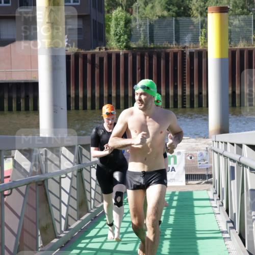 09.08.2026 - GEWOBA Citytriathlon Bremen Yannick Fuchs http://msf.ph/oto/9932652 09.08.2026 10:25:18 Schwimmen 3, 37, 41, 95, 107, 113, 123, 137, 157, 163, 201, 225, 431 meine-sportfotos.de