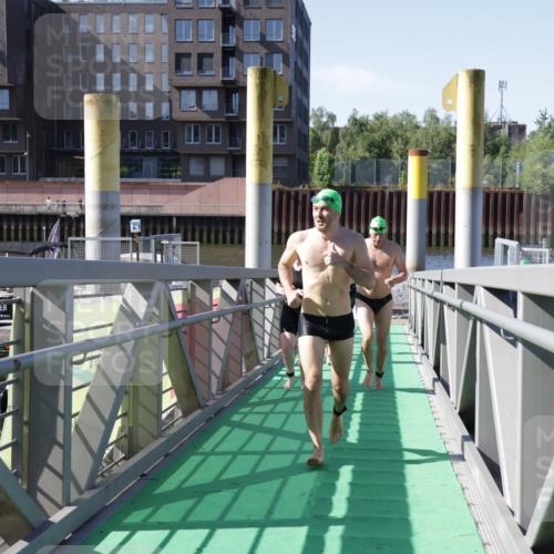 09.08.2026 - GEWOBA Citytriathlon Bremen Yannick Fuchs http://msf.ph/oto/9932657 09.08.2026 10:25:19 Schwimmen 37, 41, 95, 107, 113, 123, 137, 157, 163, 201, 225, 229, 431 meine-sportfotos.de