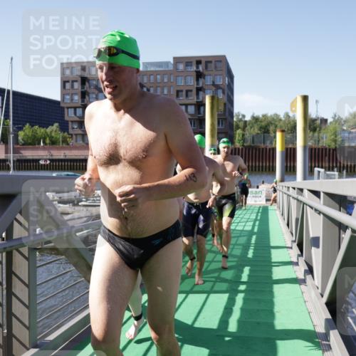 09.08.2026 - GEWOBA Citytriathlon Bremen Yannick Fuchs http://msf.ph/oto/9932672 09.08.2026 10:25:22 Schwimmen 41, 95, 107, 113, 137, 157, 163, 201, 225, 229, 431 meine-sportfotos.de