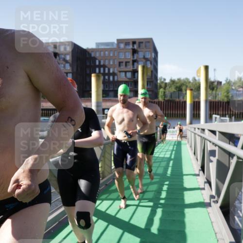 09.08.2026 - GEWOBA Citytriathlon Bremen Yannick Fuchs http://msf.ph/oto/9932674 09.08.2026 10:25:23 Schwimmen 41, 95, 107, 113, 137, 157, 163, 187, 201, 225, 229, 431 meine-sportfotos.de