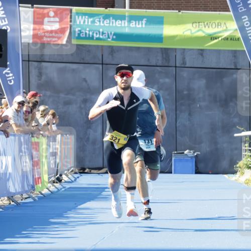 09.08.2026 - GEWOBA Citytriathlon Bremen Yannick Fuchs http://msf.ph/oto/9932685 09.08.2026 11:16:46 Ziel 131, 321 meine-sportfotos.de