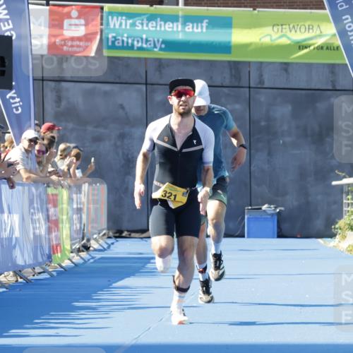 09.08.2026 - GEWOBA Citytriathlon Bremen Yannick Fuchs http://msf.ph/oto/9932687 09.08.2026 11:16:46 Ziel 131, 321 meine-sportfotos.de