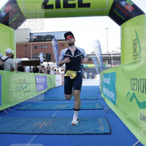 09.08.2026 - GEWOBA Citytriathlon Bremen Yannick Fuchs http://msf.ph/oto/9932705 09.08.2026 11:16:49 Ziel 131, 249, 321 meine-sportfotos.de
