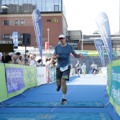 09.08.2026 - GEWOBA Citytriathlon Bremen Yannick Fuchs http://msf.ph/oto/9932707 09.08.2026 11:16:50 Ziel 131, 249, 321 meine-sportfotos.de
