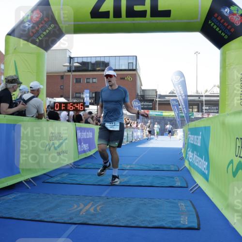 09.08.2026 - GEWOBA Citytriathlon Bremen Yannick Fuchs http://msf.ph/oto/9932720 09.08.2026 11:16:51 Ziel 131, 249, 321 meine-sportfotos.de