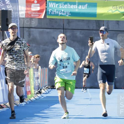 09.08.2026 - GEWOBA Citytriathlon Bremen Yannick Fuchs http://msf.ph/oto/9932728 09.08.2026 11:16:52 Ziel 131, 249, 321 meine-sportfotos.de