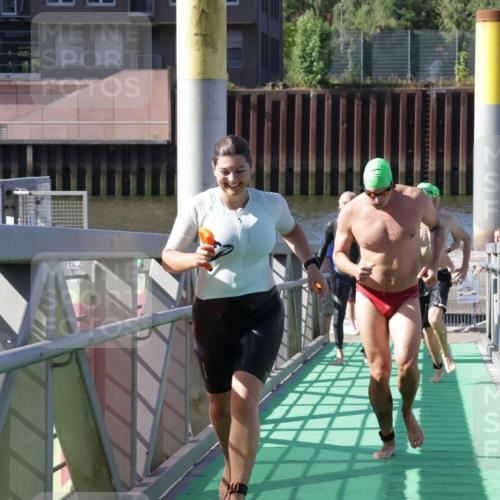 09.08.2026 - GEWOBA Citytriathlon Bremen Yannick Fuchs http://msf.ph/oto/9932736 09.08.2026 10:25:43 Schwimmen 15, 43, 57, 67, 129, 151, 181, 187, 211, 422, 485, 525 meine-sportfotos.de