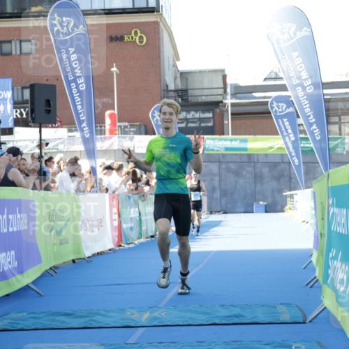 09.08.2026 - GEWOBA Citytriathlon Bremen Yannick Fuchs http://msf.ph/oto/9932751 09.08.2026 11:16:58 Ziel 125, 249, 296 meine-sportfotos.de