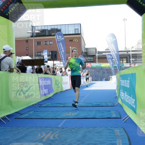 09.08.2026 - GEWOBA Citytriathlon Bremen Yannick Fuchs http://msf.ph/oto/9932758 09.08.2026 11:16:59 Ziel 125, 249, 296 meine-sportfotos.de