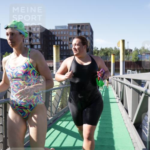 09.08.2026 - GEWOBA Citytriathlon Bremen Yannick Fuchs http://msf.ph/oto/9932770 09.08.2026 10:25:52 Schwimmen 29, 43, 57, 67, 129, 141, 153, 179, 181, 241, 422, 429, 485, 525 meine-sportfotos.de