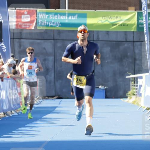 09.08.2026 - GEWOBA Citytriathlon Bremen Yannick Fuchs http://msf.ph/oto/9932792 09.08.2026 11:17:35 Ziel 25, 376 meine-sportfotos.de