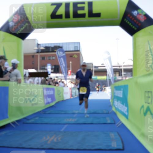 09.08.2026 - GEWOBA Citytriathlon Bremen Yannick Fuchs http://msf.ph/oto/9932798 09.08.2026 11:17:38 Ziel 25, 290, 376 meine-sportfotos.de