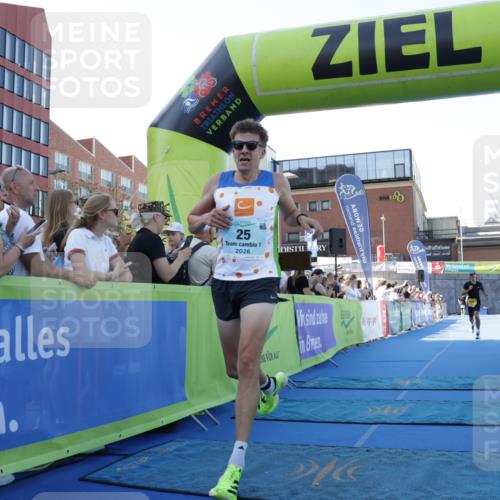 09.08.2026 - GEWOBA Citytriathlon Bremen Yannick Fuchs http://msf.ph/oto/9932807 09.08.2026 11:17:41 Ziel 25, 290, 376 meine-sportfotos.de