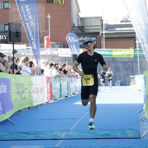 09.08.2026 - GEWOBA Citytriathlon Bremen Yannick Fuchs http://msf.ph/oto/9932814 09.08.2026 11:17:42 Ziel 25, 290, 376 meine-sportfotos.de