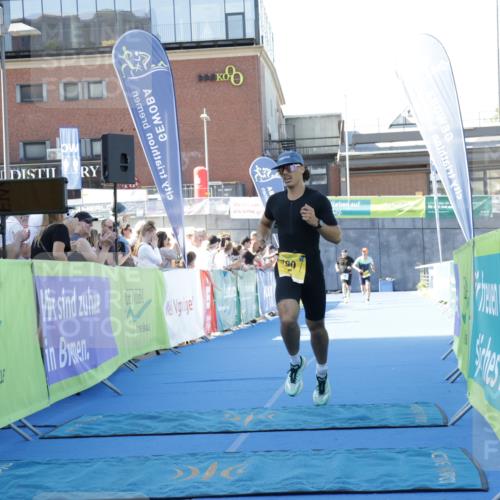 09.08.2026 - GEWOBA Citytriathlon Bremen Yannick Fuchs http://msf.ph/oto/9932816 09.08.2026 11:17:42 Ziel 25, 290, 376 meine-sportfotos.de