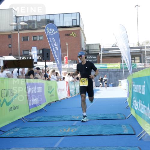 09.08.2026 - GEWOBA Citytriathlon Bremen Yannick Fuchs http://msf.ph/oto/9932819 09.08.2026 11:17:42 Ziel 25, 290, 376 meine-sportfotos.de