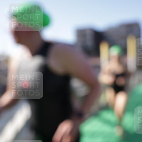 09.08.2026 - GEWOBA Citytriathlon Bremen Yannick Fuchs http://msf.ph/oto/9932825 09.08.2026 10:26:17 Schwimmen 13, 27, 31, 85, 93, 111, 135, 139, 205, 223, 233, 469, 499 meine-sportfotos.de