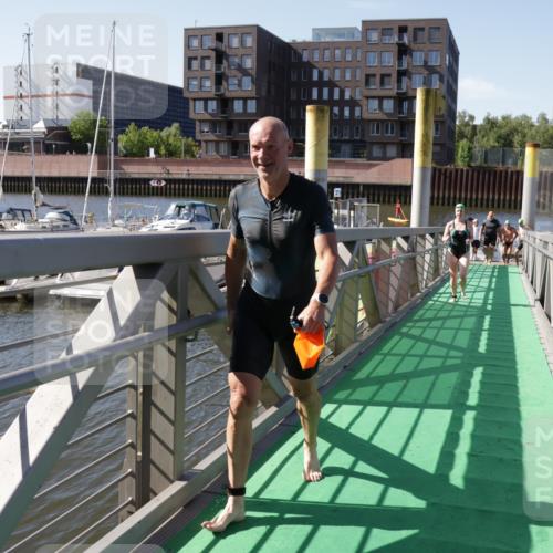 09.08.2026 - GEWOBA Citytriathlon Bremen Yannick Fuchs http://msf.ph/oto/9932853 09.08.2026 10:26:47 Schwimmen 9, 19, 21, 33, 35, 49, 61, 71, 117, 127, 155, 189, 411, 412, 475, 488 meine-sportfotos.de