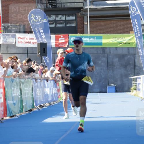 09.08.2026 - GEWOBA Citytriathlon Bremen Yannick Fuchs http://msf.ph/oto/9932857 09.08.2026 11:17:55 Ziel 59, 315, 389 meine-sportfotos.de
