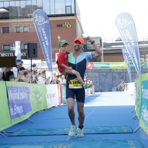09.08.2026 - GEWOBA Citytriathlon Bremen Yannick Fuchs http://msf.ph/oto/9932889 09.08.2026 11:17:58 Ziel 315, 389 meine-sportfotos.de