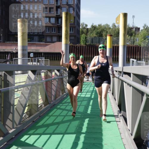 09.08.2026 - GEWOBA Citytriathlon Bremen Yannick Fuchs http://msf.ph/oto/9932905 09.08.2026 10:27:16 Schwimmen 11, 75, 77, 101, 149, 185, 199, 524 meine-sportfotos.de