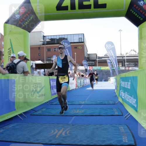 09.08.2026 - GEWOBA Citytriathlon Bremen Yannick Fuchs http://msf.ph/oto/9932915 09.08.2026 11:18:09 Ziel 318, 319, 463 meine-sportfotos.de