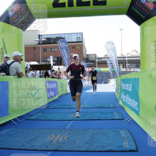 09.08.2026 - GEWOBA Citytriathlon Bremen Yannick Fuchs http://msf.ph/oto/9932932 09.08.2026 11:18:11 Ziel 318, 319, 463 meine-sportfotos.de