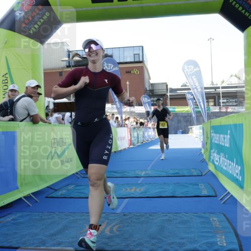 09.08.2026 - GEWOBA Citytriathlon Bremen Yannick Fuchs http://msf.ph/oto/9932936 09.08.2026 11:18:11 Ziel 318, 319, 463 meine-sportfotos.de