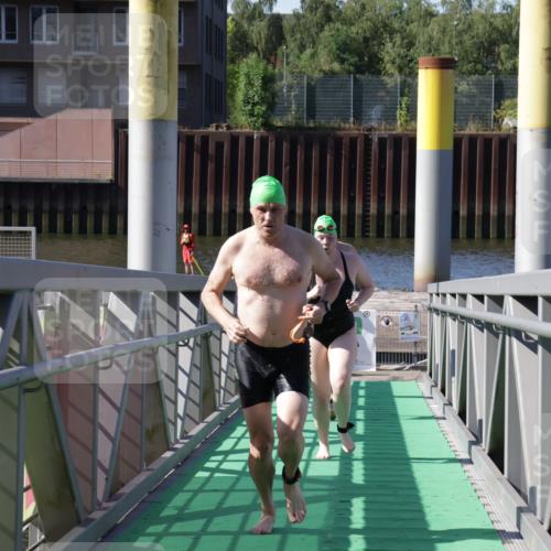 09.08.2026 - GEWOBA Citytriathlon Bremen Yannick Fuchs http://msf.ph/oto/9932937 09.08.2026 10:27:30 Schwimmen 45, 75, 149, 183, 185, 227, 247, 524 meine-sportfotos.de