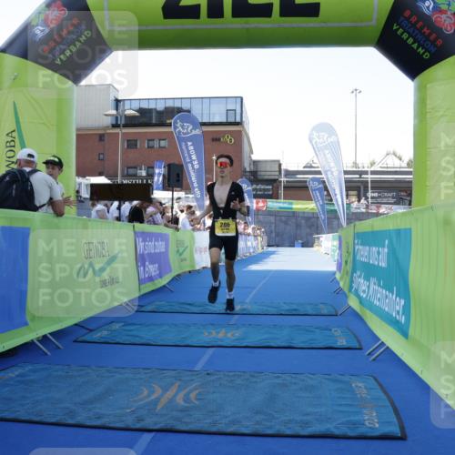 09.08.2026 - GEWOBA Citytriathlon Bremen Yannick Fuchs http://msf.ph/oto/9932968 09.08.2026 11:19:05 Ziel 286 meine-sportfotos.de