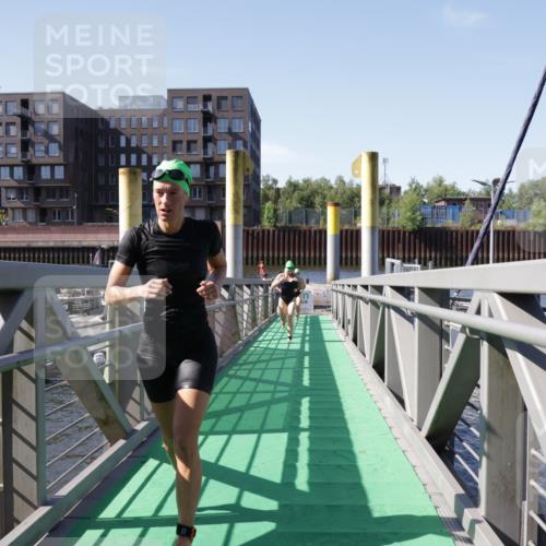 09.08.2026 - GEWOBA Citytriathlon Bremen Yannick Fuchs http://msf.ph/oto/9932983 09.08.2026 10:27:45 Schwimmen 45, 69, 73, 81, 183, 197, 237 meine-sportfotos.de