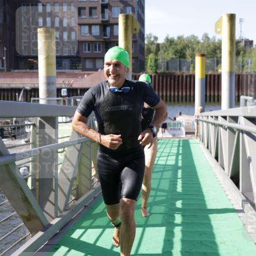 09.08.2026 - GEWOBA Citytriathlon Bremen Yannick Fuchs http://msf.ph/oto/9932999 09.08.2026 10:27:50 Schwimmen 69, 73, 81, 197, 237 meine-sportfotos.de