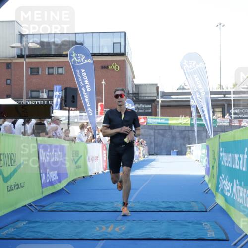 09.08.2026 - GEWOBA Citytriathlon Bremen Yannick Fuchs http://msf.ph/oto/9933003 09.08.2026 11:19:32 Ziel 402, 519 meine-sportfotos.de