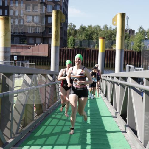 09.08.2026 - GEWOBA Citytriathlon Bremen Yannick Fuchs http://msf.ph/oto/9933008 09.08.2026 10:28:01 Schwimmen 69, 73, 159, 203, 237 meine-sportfotos.de
