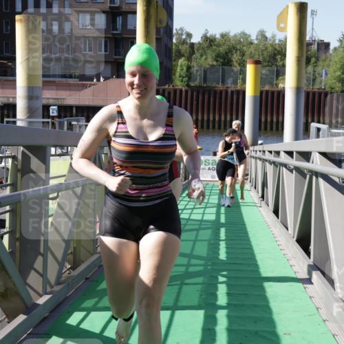 09.08.2026 - GEWOBA Citytriathlon Bremen Yannick Fuchs http://msf.ph/oto/9933012 09.08.2026 10:28:02 Schwimmen 69, 73, 159, 203, 237 meine-sportfotos.de