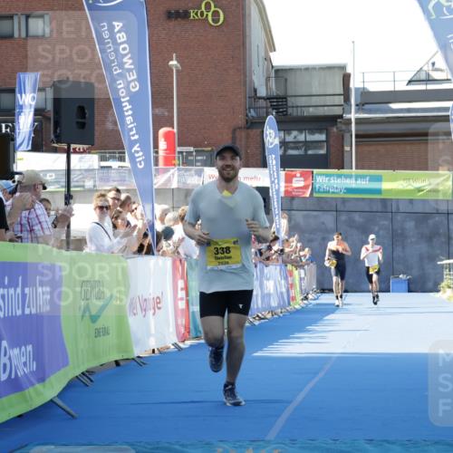 09.08.2026 - GEWOBA Citytriathlon Bremen Yannick Fuchs http://msf.ph/oto/9933022 09.08.2026 11:20:09 Ziel 338, 345 meine-sportfotos.de