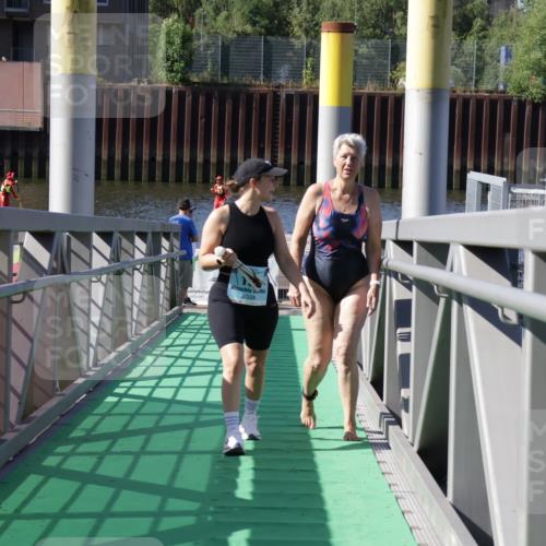 09.08.2026 - GEWOBA Citytriathlon Bremen Yannick Fuchs http://msf.ph/oto/9933023 09.08.2026 10:28:07 Schwimmen 159, 203 meine-sportfotos.de
