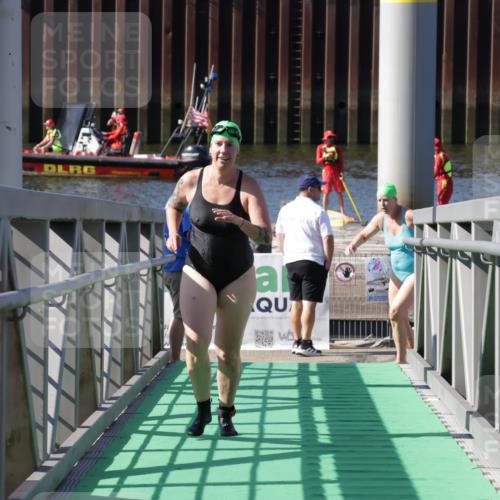 09.08.2026 - GEWOBA Citytriathlon Bremen Yannick Fuchs http://msf.ph/oto/9933031 09.08.2026 10:28:35 Schwimmen 245 meine-sportfotos.de