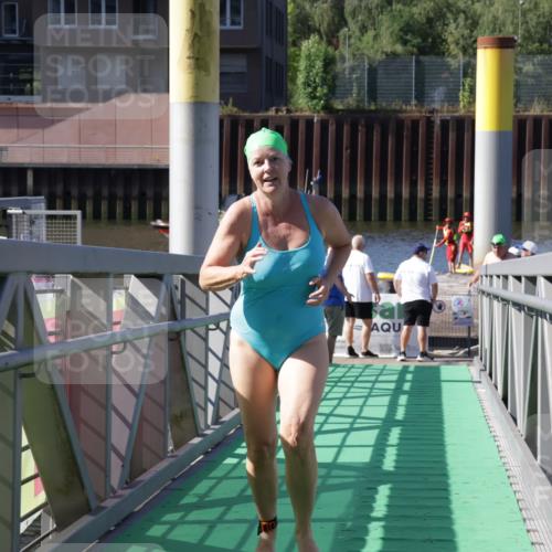 09.08.2026 - GEWOBA Citytriathlon Bremen Yannick Fuchs http://msf.ph/oto/9933042 09.08.2026 10:28:43 Schwimmen 165, 245 meine-sportfotos.de