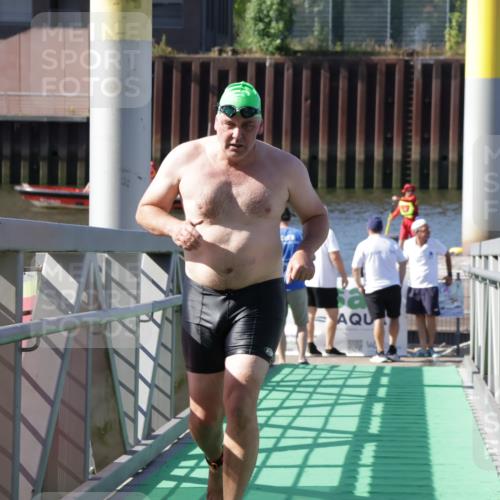 09.08.2026 - GEWOBA Citytriathlon Bremen Yannick Fuchs http://msf.ph/oto/9933052 09.08.2026 10:28:50 Schwimmen 115, 165, 245 meine-sportfotos.de