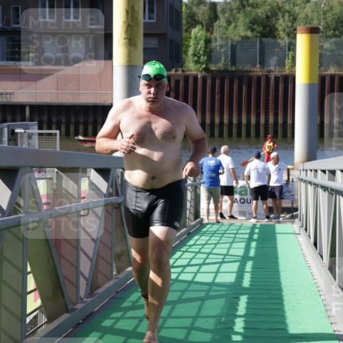 09.08.2026 - GEWOBA Citytriathlon Bremen Yannick Fuchs http://msf.ph/oto/9933056 09.08.2026 10:28:51 Schwimmen 115, 165, 245 meine-sportfotos.de
