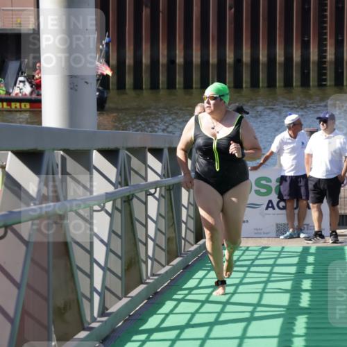 09.08.2026 - GEWOBA Citytriathlon Bremen Yannick Fuchs http://msf.ph/oto/9933065 09.08.2026 10:29:06 Schwimmen 5 meine-sportfotos.de