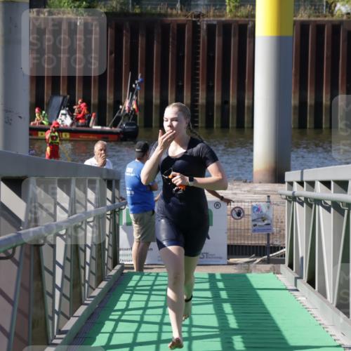 09.08.2026 - GEWOBA Citytriathlon Bremen Yannick Fuchs http://msf.ph/oto/9933084 09.08.2026 10:30:06 Schwimmen 91, 441 meine-sportfotos.de