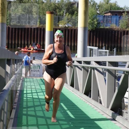 09.08.2026 - GEWOBA Citytriathlon Bremen Yannick Fuchs http://msf.ph/oto/9933095 09.08.2026 10:30:29 Schwimmen 79 meine-sportfotos.de