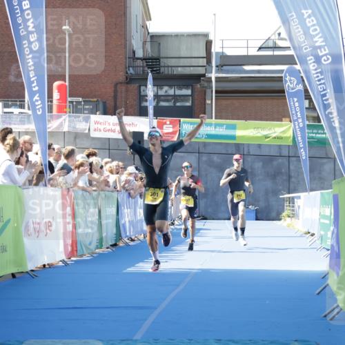 09.08.2026 - GEWOBA Citytriathlon Bremen Yannick Fuchs http://msf.ph/oto/9933101 09.08.2026 11:20:41 Ziel 293, 301, 427 meine-sportfotos.de