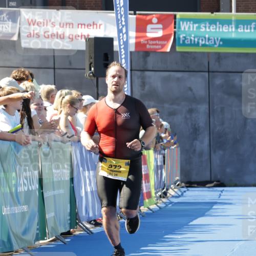 09.08.2026 - GEWOBA Citytriathlon Bremen Yannick Fuchs http://msf.ph/oto/9933140 09.08.2026 11:20:53 Ziel 372 meine-sportfotos.de