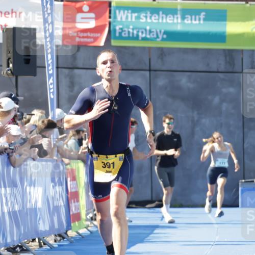 09.08.2026 - GEWOBA Citytriathlon Bremen Yannick Fuchs http://msf.ph/oto/9933146 09.08.2026 11:21:00 Ziel 391 meine-sportfotos.de