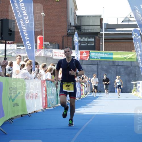 09.08.2026 - GEWOBA Citytriathlon Bremen Yannick Fuchs http://msf.ph/oto/9933150 09.08.2026 11:21:02 Ziel 177, 391 meine-sportfotos.de