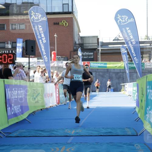 09.08.2026 - GEWOBA Citytriathlon Bremen Yannick Fuchs http://msf.ph/oto/9933163 09.08.2026 11:21:06 Ziel 177, 391 meine-sportfotos.de